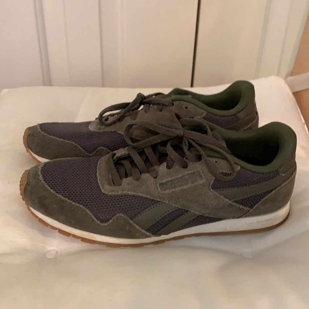 Reebok army green sneakers